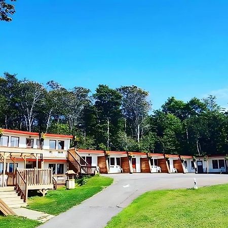 Motel Ile D'Orleans Sainte-Petronille Esterno foto